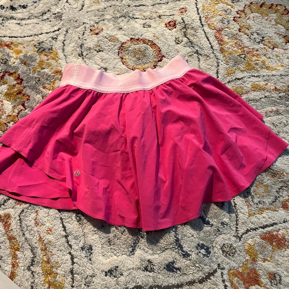 Lululemon Court Rival skirt in Sonic Pink